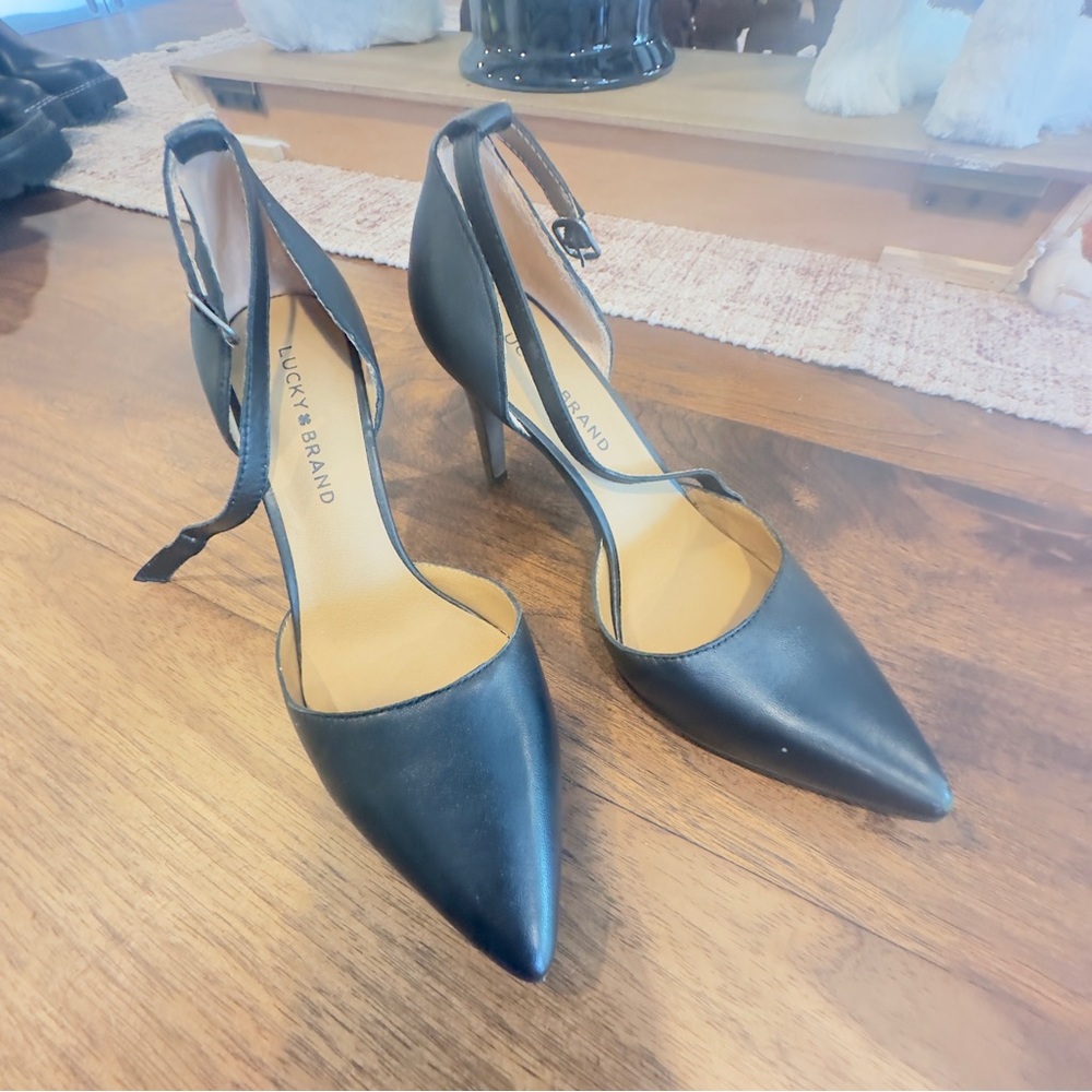 Lucky Brand “Tukko” Leather Ankle Strap Heels – Black – Women’s 8M